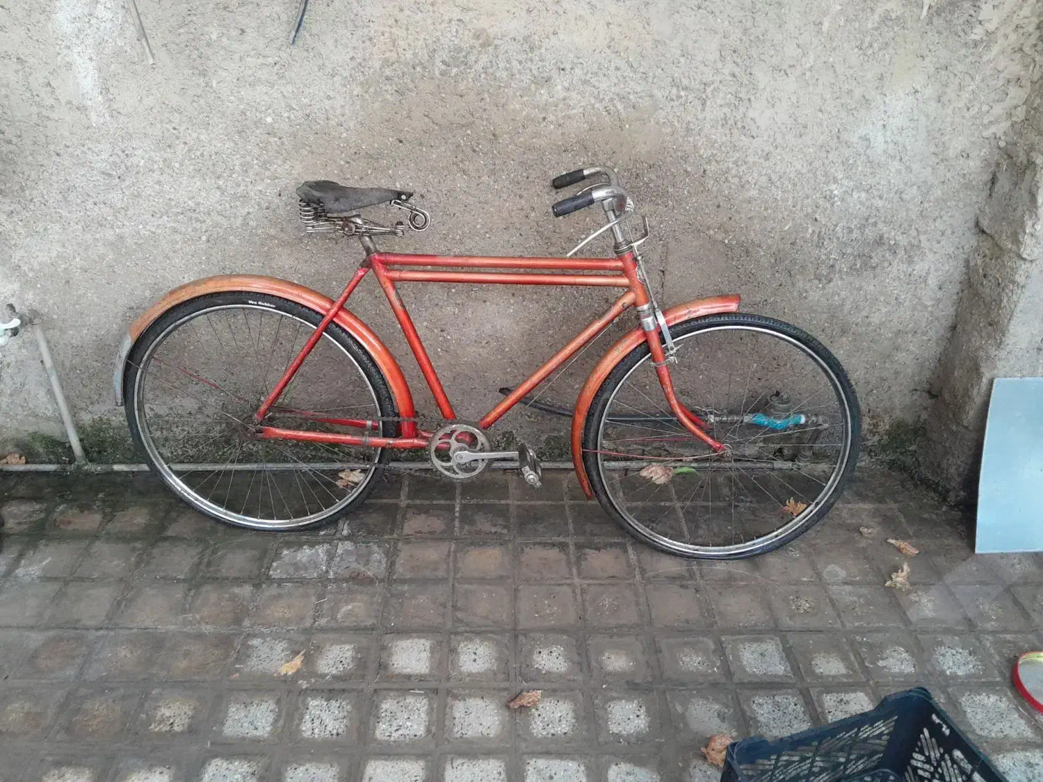 100|کلکسیون اشیاء عتیقه|دره شهر, |دیوار