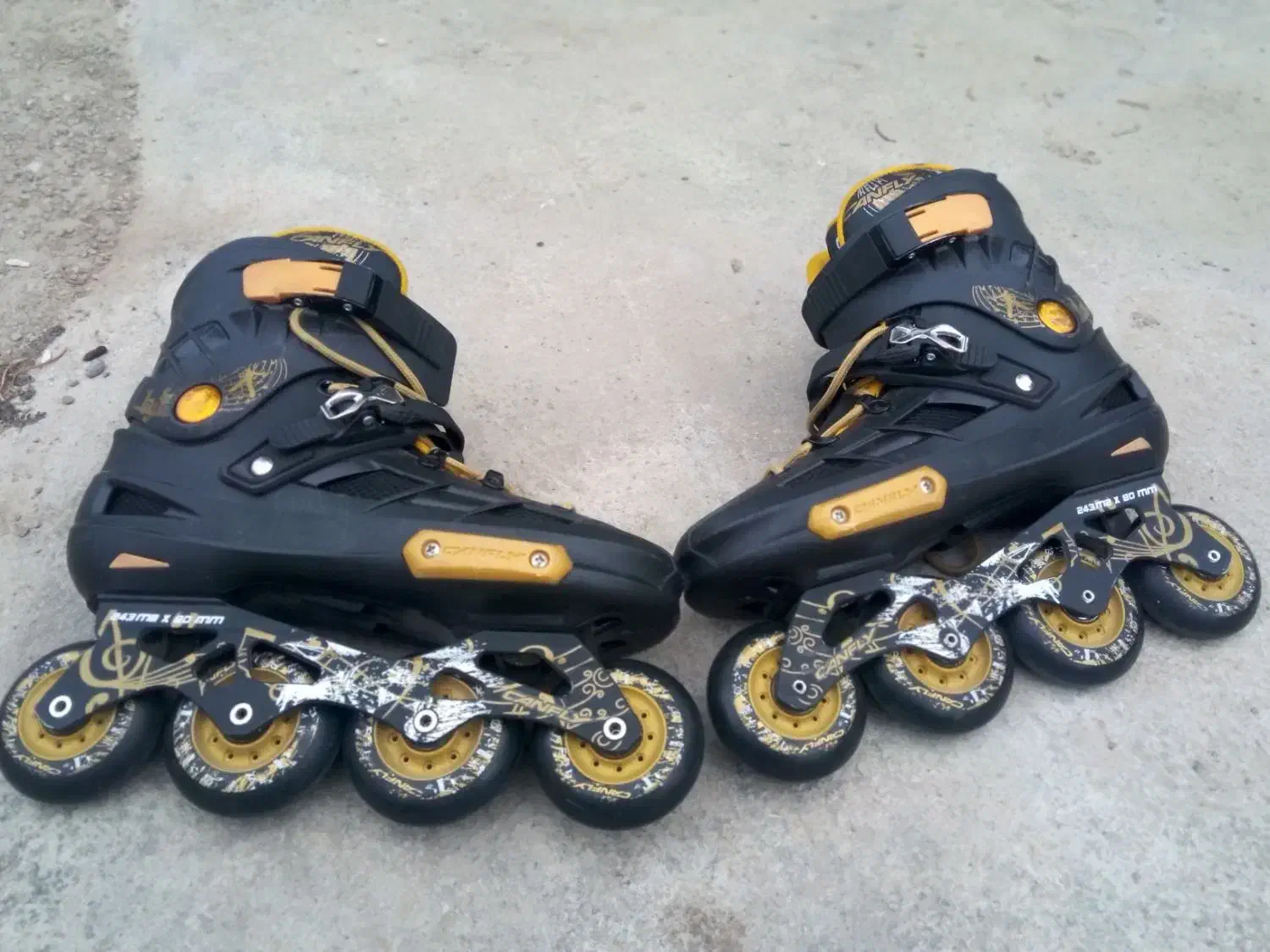 کفش اسکیت اورجینال اصلی|دوچرخه، اسکیت، اسکوتر|کلاله, |دیوار