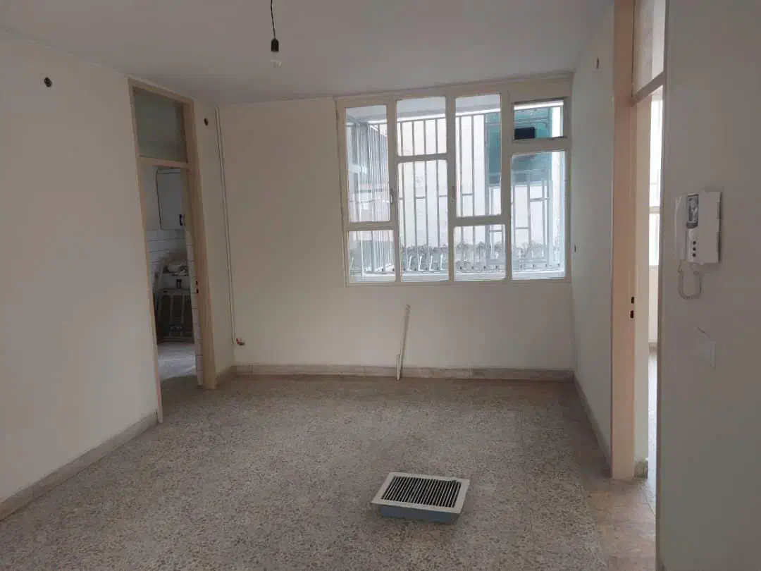 اجاره یک واحد ۱۴۰ متری در شیخ هادی طبقه اول