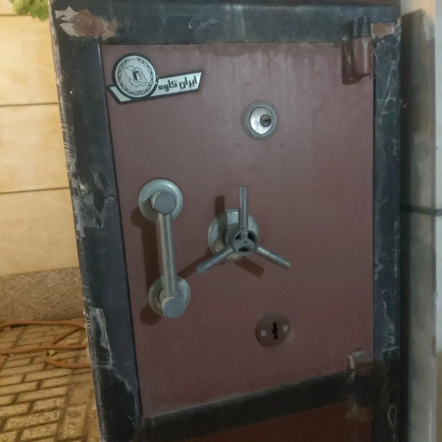 گاوصندوق دو طبقه کم‌ کار|ابزارآلات|تربت‌حیدریه, شهرک ولیعصر|دیوار