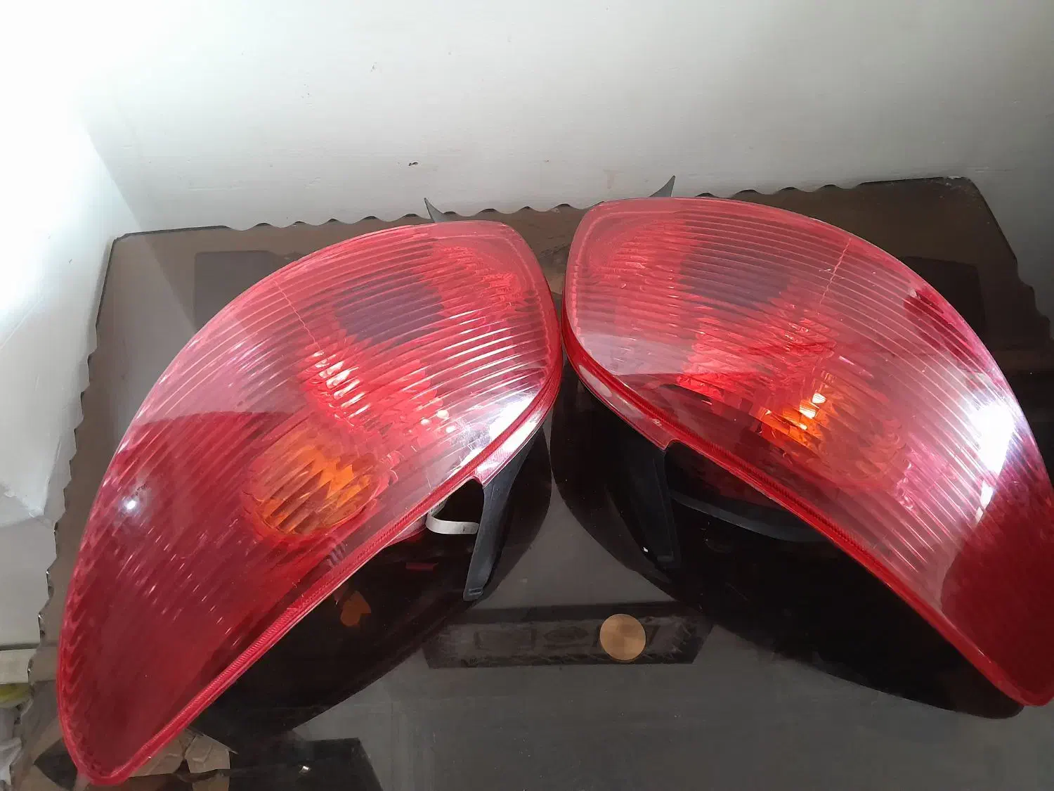 خطر عقب ۲۰۶|قطعات یدکی و لوازم جانبی|فامنین, |دیوار