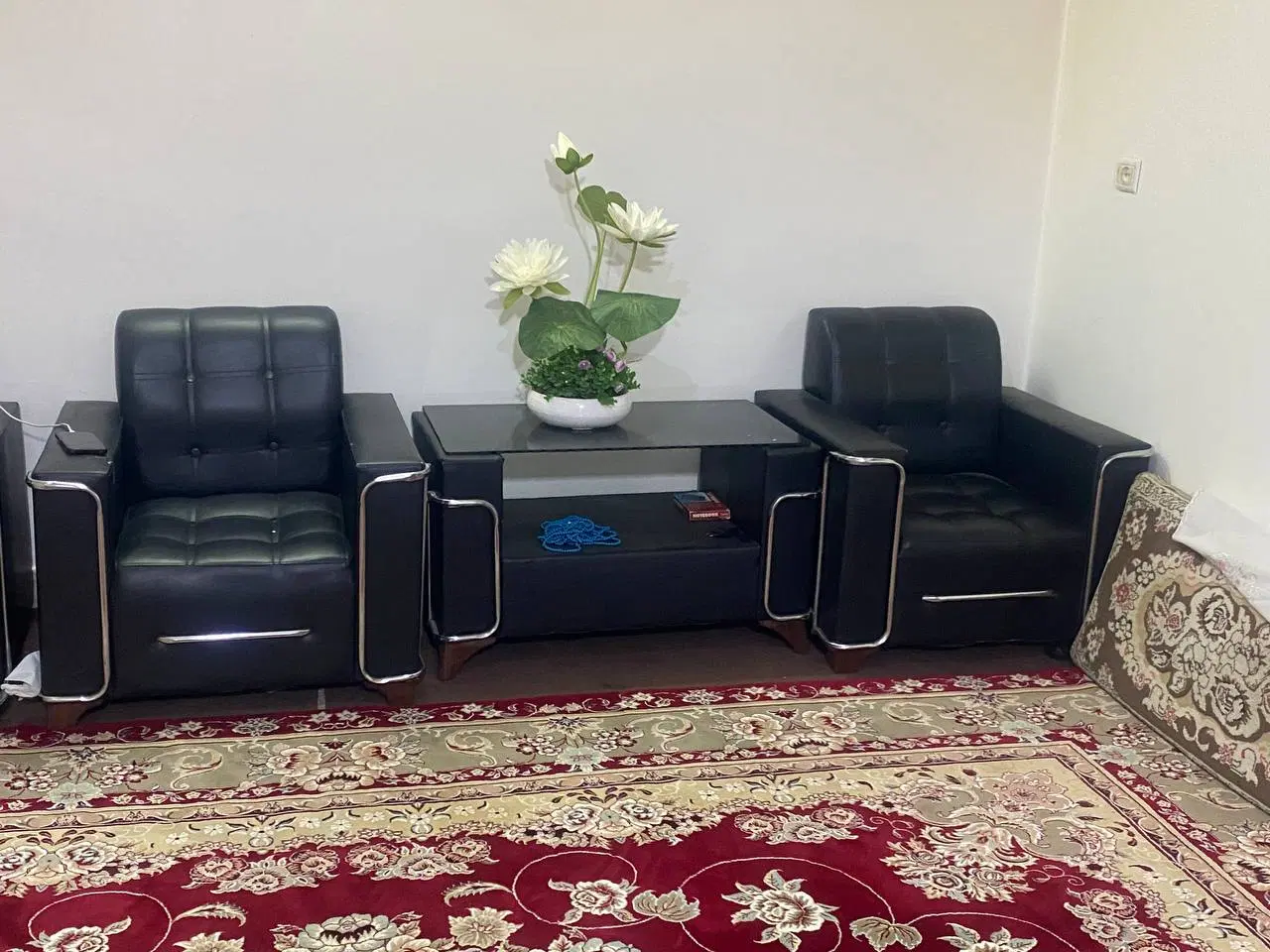 مبل چرم|مبلمان اداری|مشهد, دریادل|دیوار