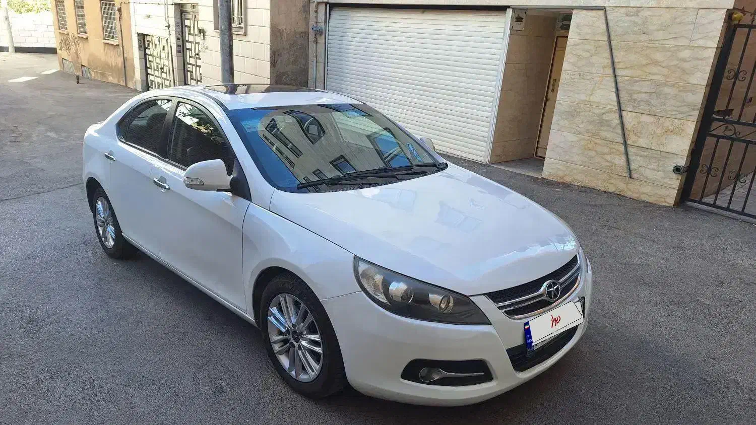 جک j5 اتوماتیک ۱۸۰۰|خودرو سواری و وانت|همدان, |دیوار