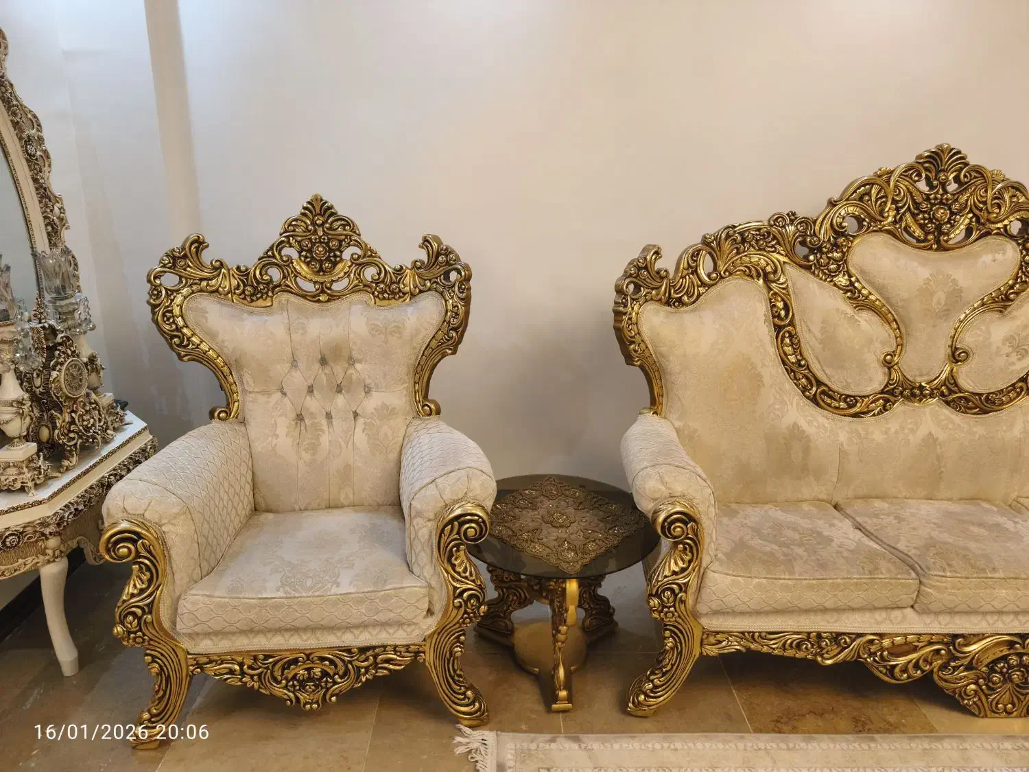 مبلمان ۹نفره همراه با میزغذاخوری ۶ نفره سلطنتی|مبلمان خانگی و میز عسلی|تهران, تهرانپارس شرقی|دیوار