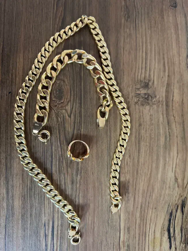 طلا در حد نو|جواهرات|کاشان, الغدیر|دیوار