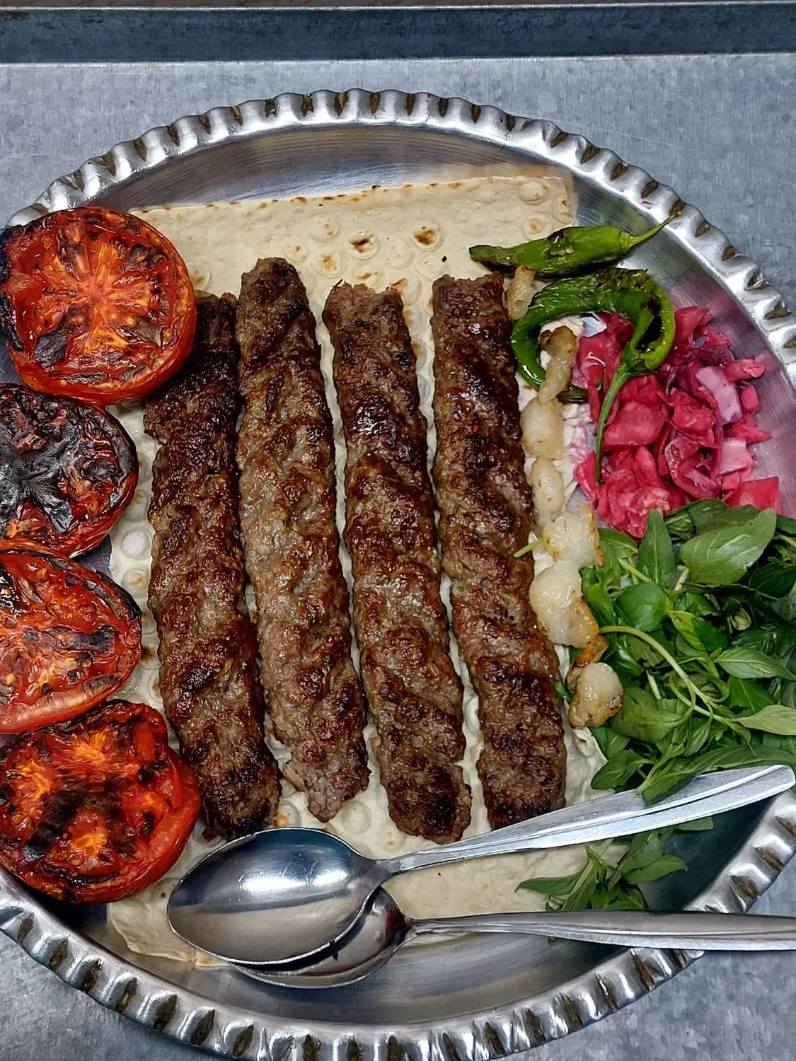 به دو همکار خانم|استخدام خدمات فروشگاه و رستوران|شاهرود, |دیوار