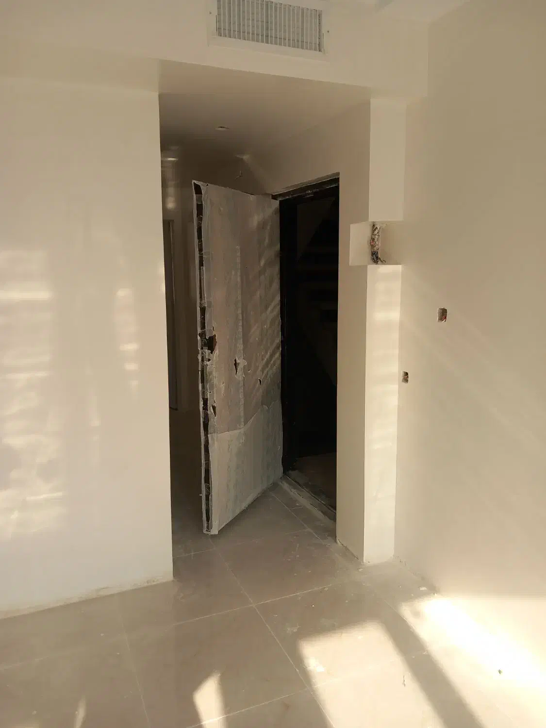 آپارتمان ۶۰ متری دو خواب