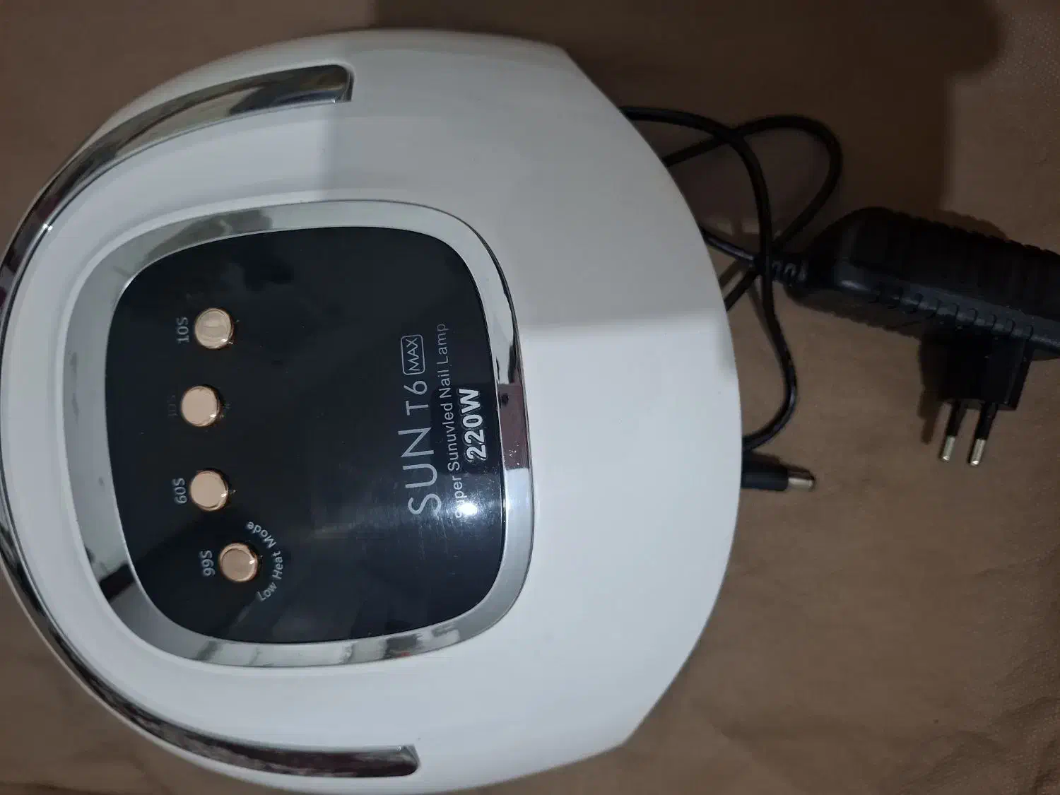 وسایل کاشت ناخن|آرایشگاه و سالن‌های زیبایی|محمدیه-قزوین, |دیوار