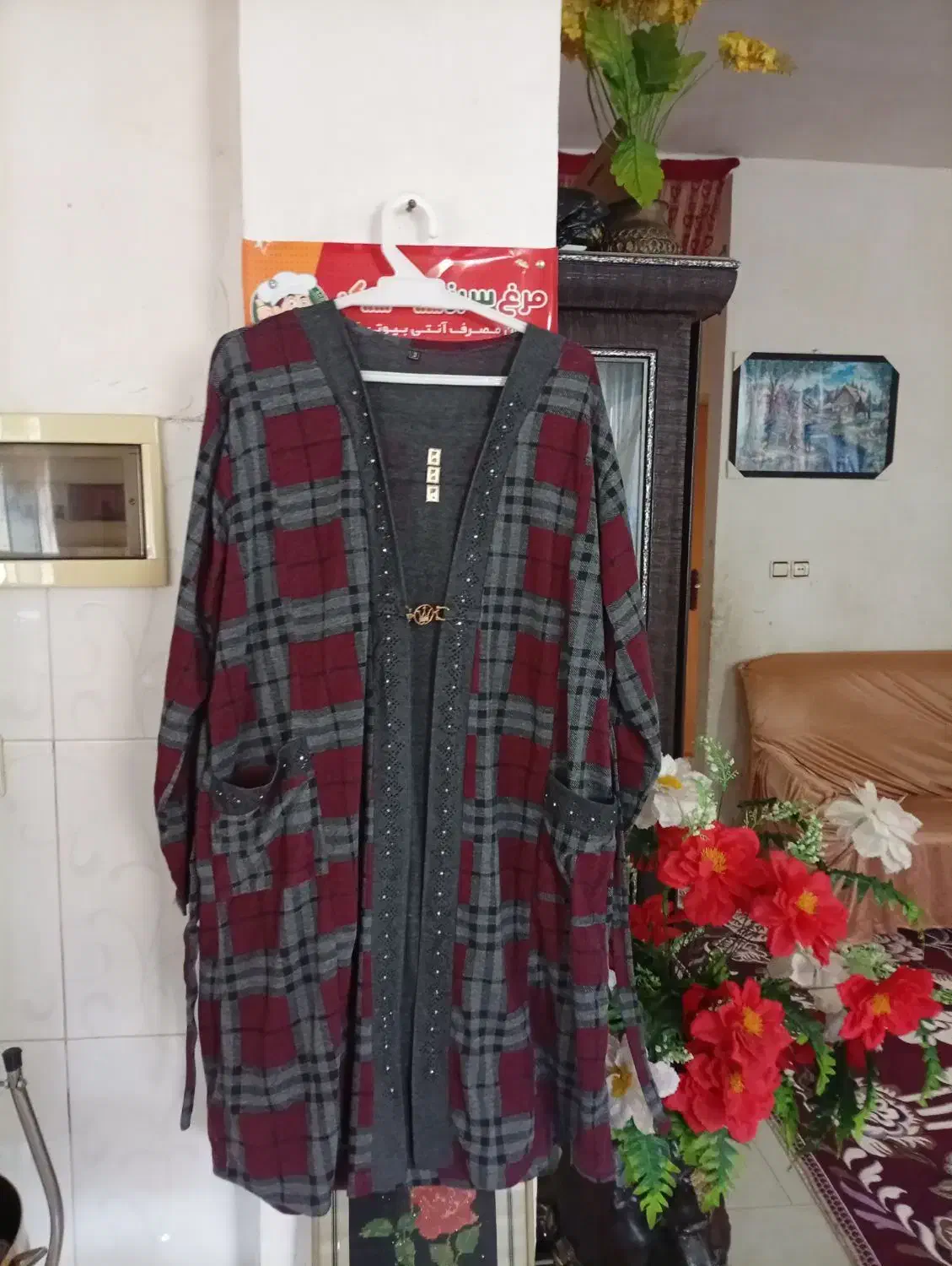 مانتو نوی نو به علت بسته شدن مغازه ۳۰۰هزارتومان|لباس|لاهیجان, بازکیاگوراب|دیوار