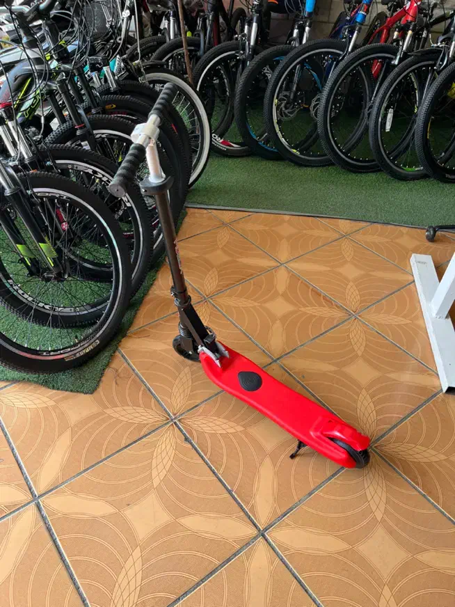 اسکوترشارژی کودک|دوچرخه، اسکیت، اسکوتر|قم, کیوانفر|دیوار