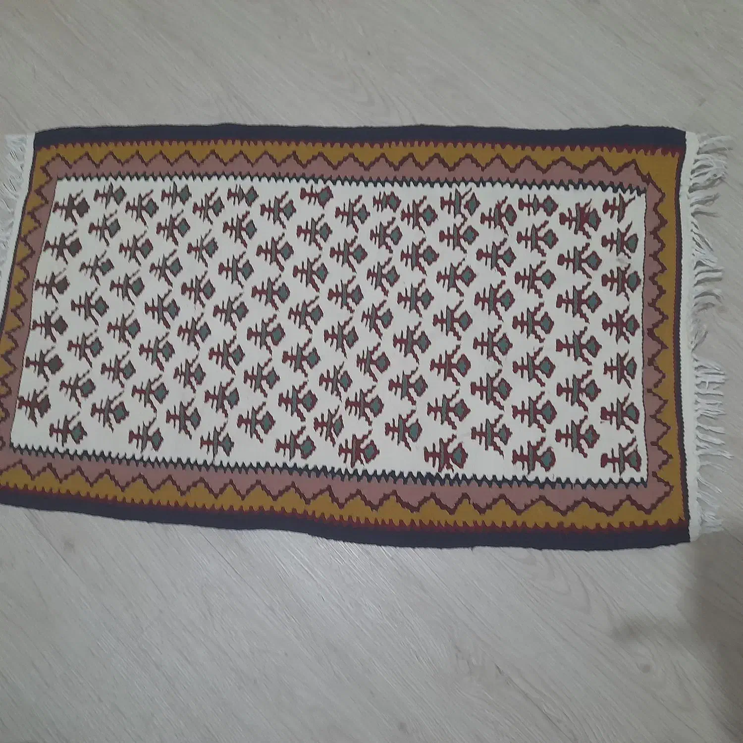 یه جفت پادری جاجیمی وتلفن برنز|گلیم، جاجیم، گبه|زنجان, |دیوار