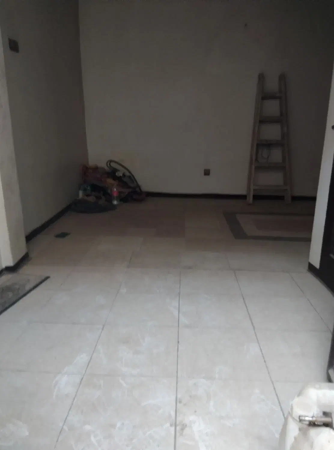 اجاره خانه ویلایی|اجارهٔ خانه و ویلا|ری, جوانمرد قصاب|دیوار