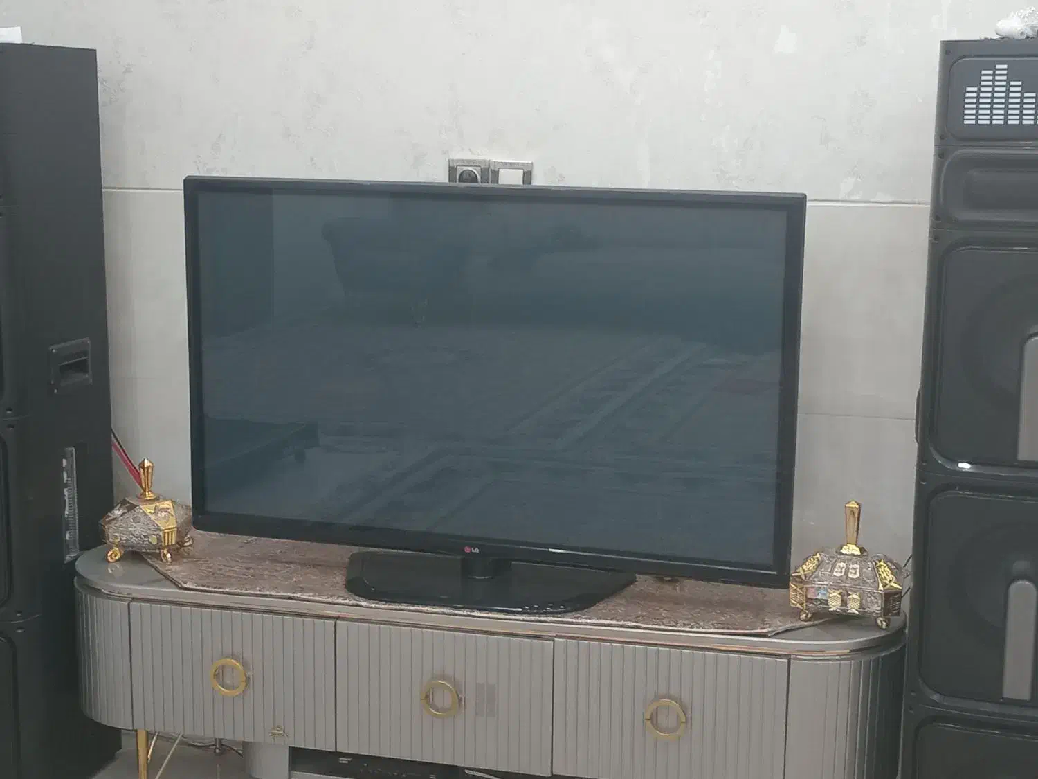 تلویزیون الجی|تلویزیون و پروژکتور|یزد, |دیوار