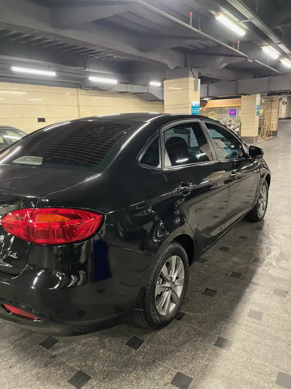 جک جی ۴ j4 ۱۴۰۳ بی‌رنگ فول مشابه صفر خانگی**|خودرو سواری و وانت|تهران, گلستان (شهرک راه آهن)|دیوار