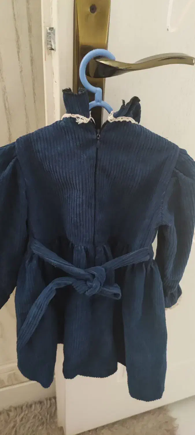 پیراهن مخمل کبریتی سایز۴۰مناسب یک سالو نیم تا۳سال|کفش و لباس بچه|مشهد, آبکوه|دیوار