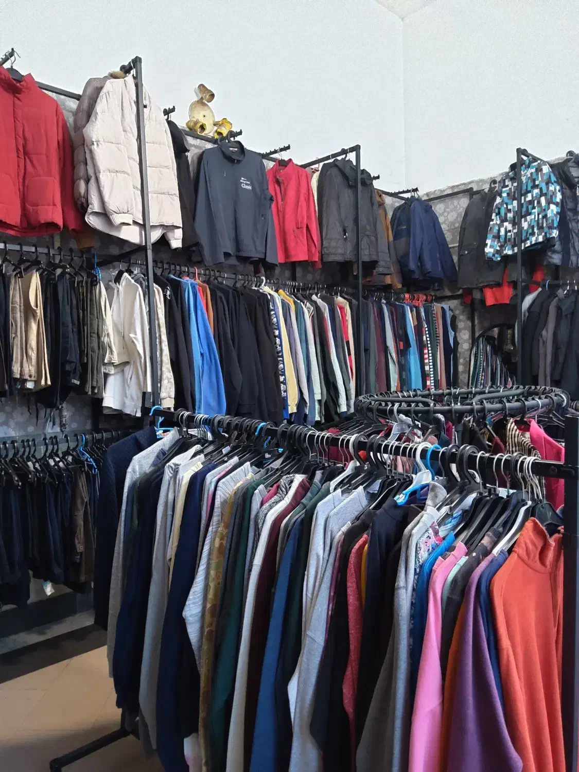 پوشاک خارجی واگذاری اجناس مغازه|لباس|اردبیل, |دیوار