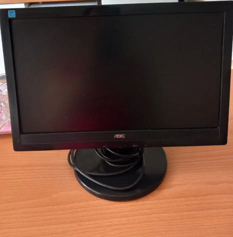 مانیتور  مارک AOC اینچ  15.6|قطعات و لوازم جانبی رایانه|تهران, بهار|دیوار