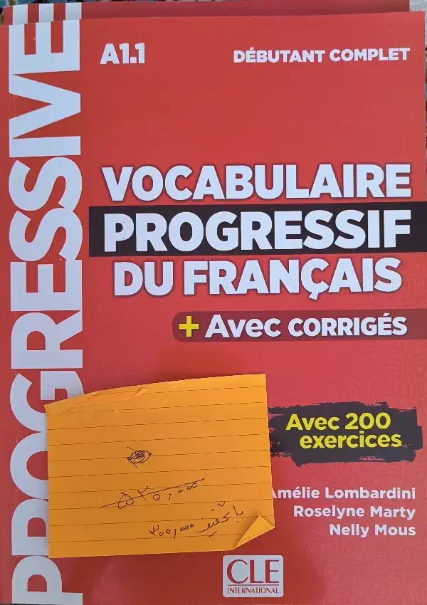 کتاب فرانسوی Vocabulaire progressif|کتاب و مجله آموزشی|رشت, پیرسرا|دیوار