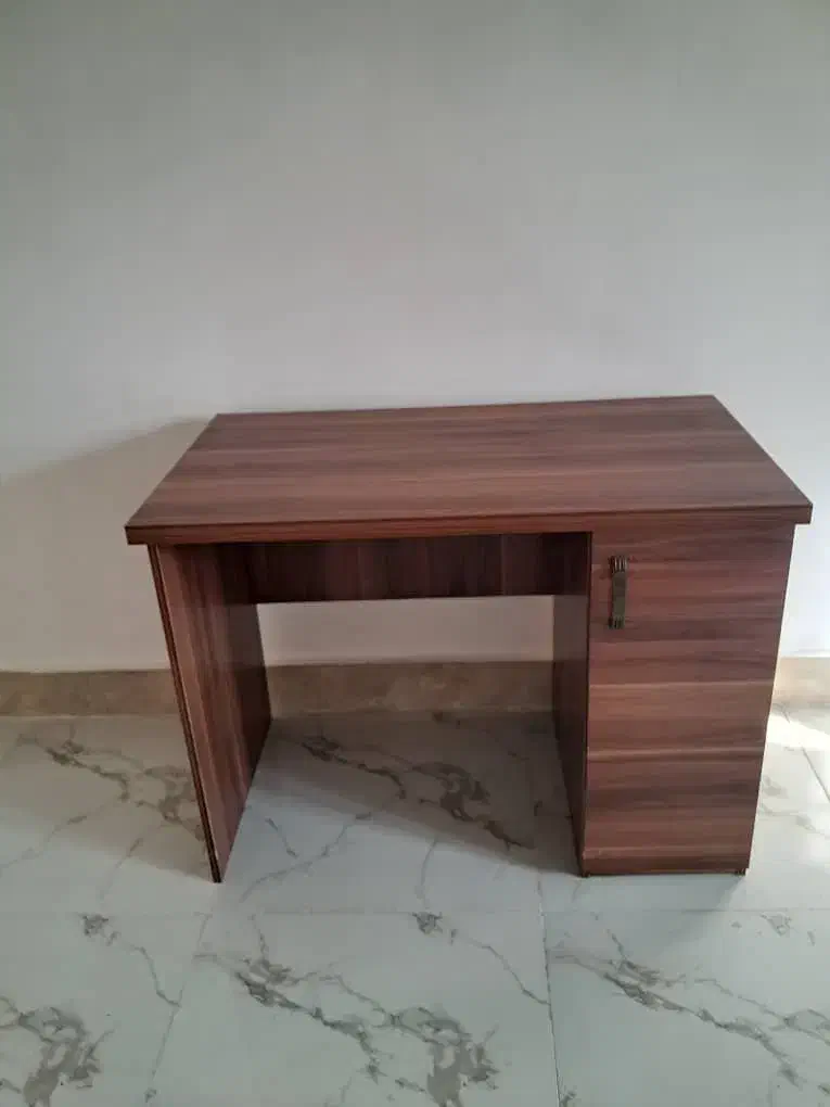 میز اداری|مبلمان اداری|گرگان, |دیوار