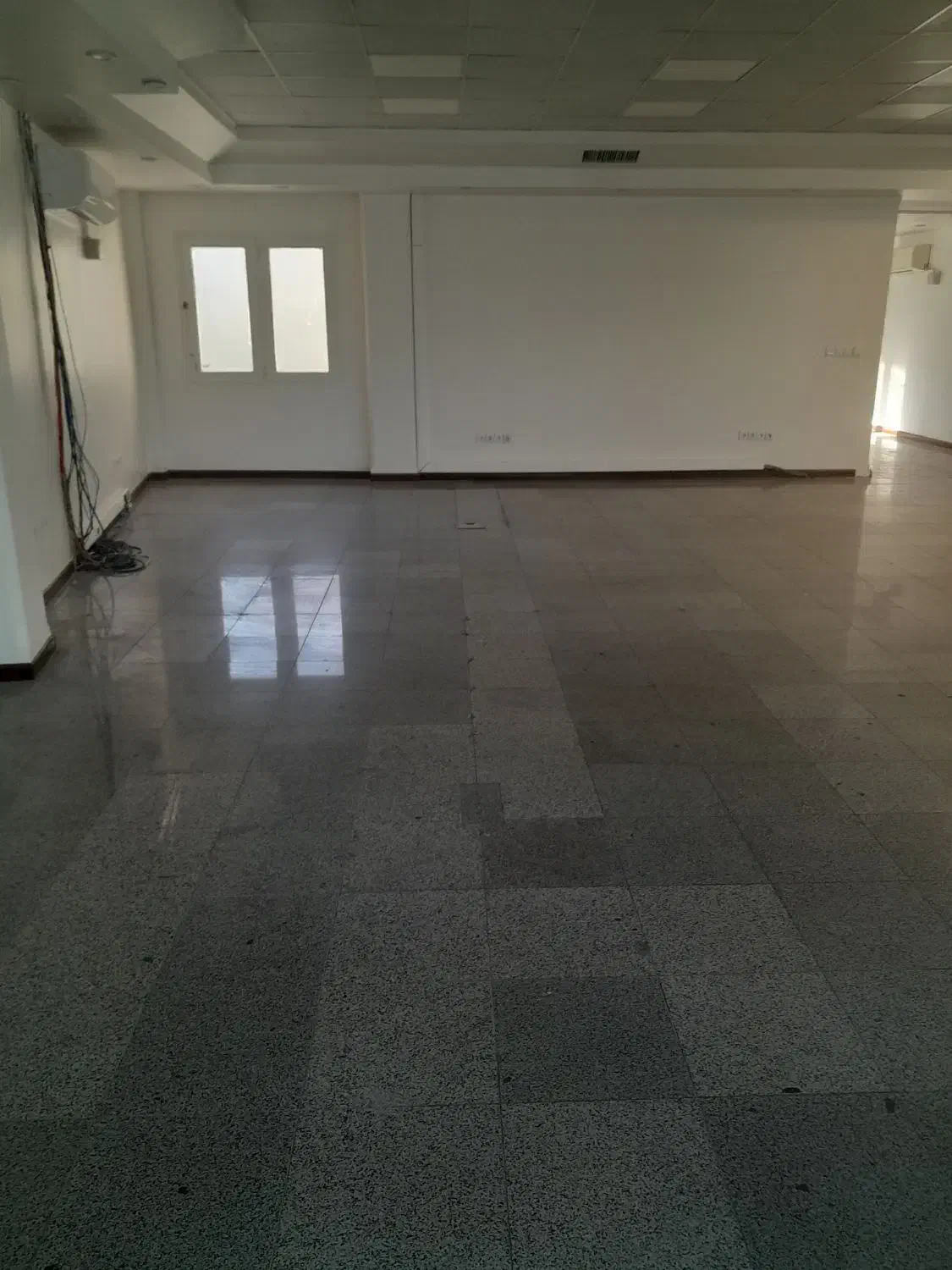 ۱۲۰۰متر/مستغلات سنداداری/مطهری/مترو مفتح|اجارهٔ دفتر کار، اتاق اداری، مطب|تهران, سهروردی|دیوار