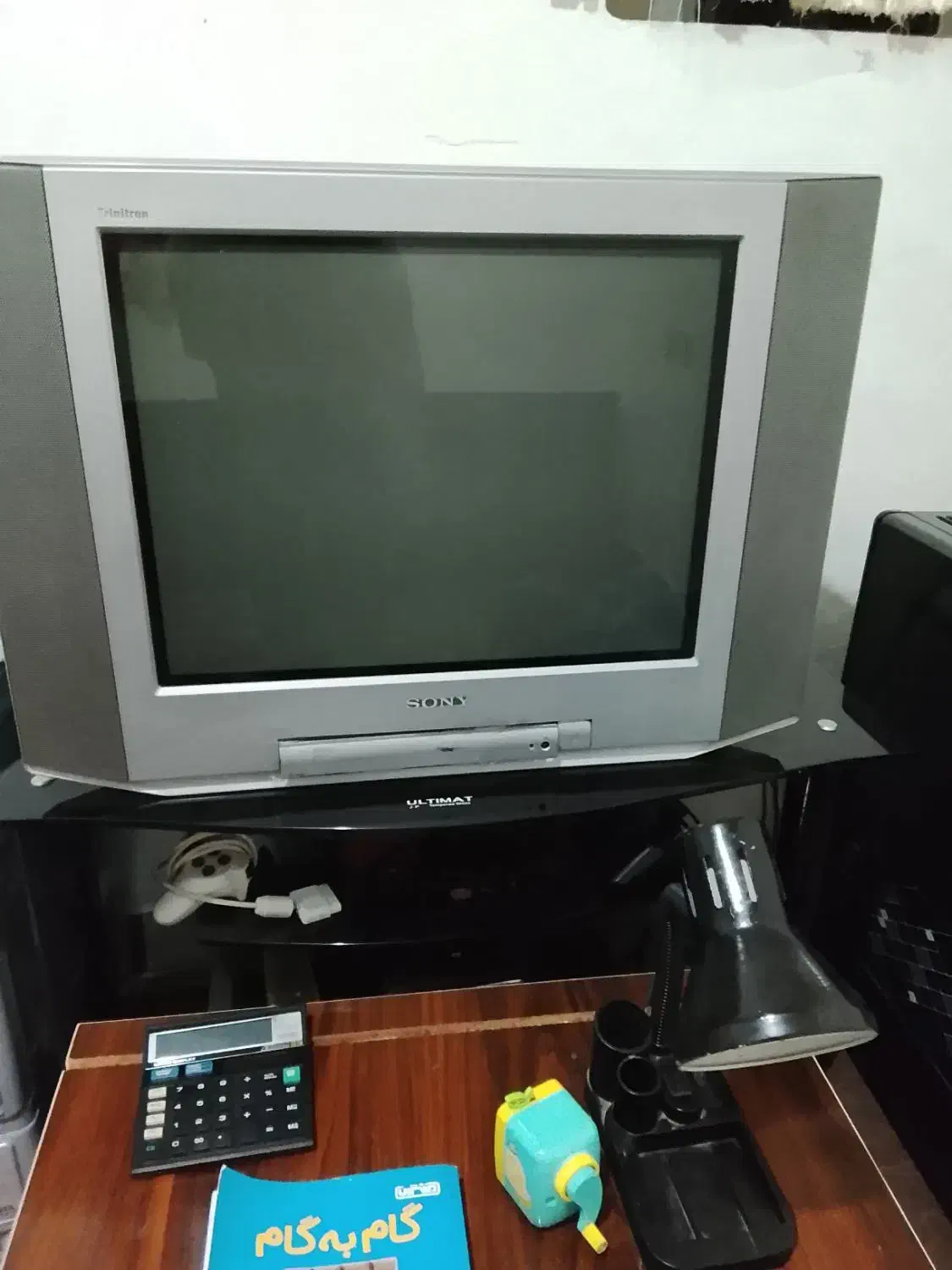 تلویزیون رنگی 21انچ|تلویزیون و پروژکتور|فومن, |دیوار