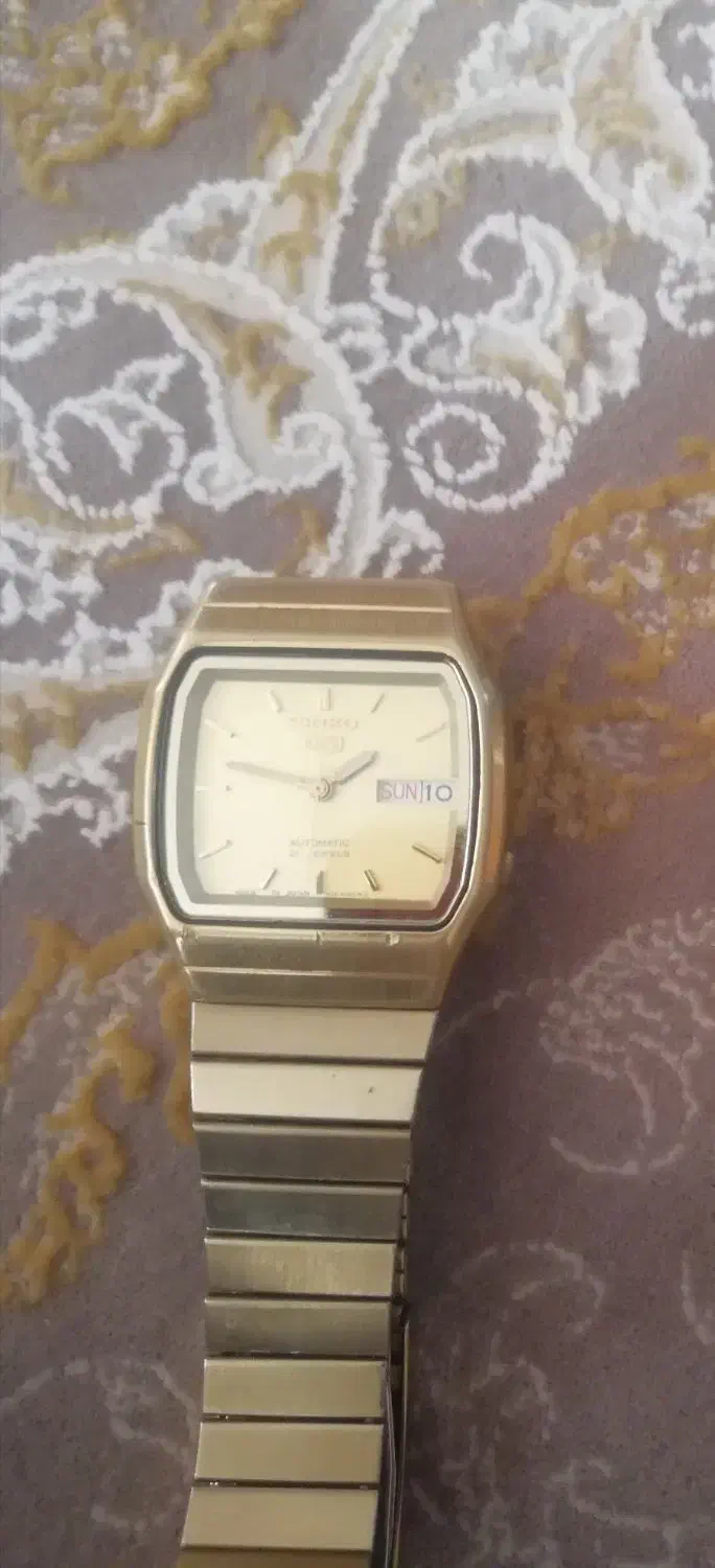 ساعت سیکو طلای چهار گوش|ساعت|نجف‌آباد, امام خمینی|دیوار