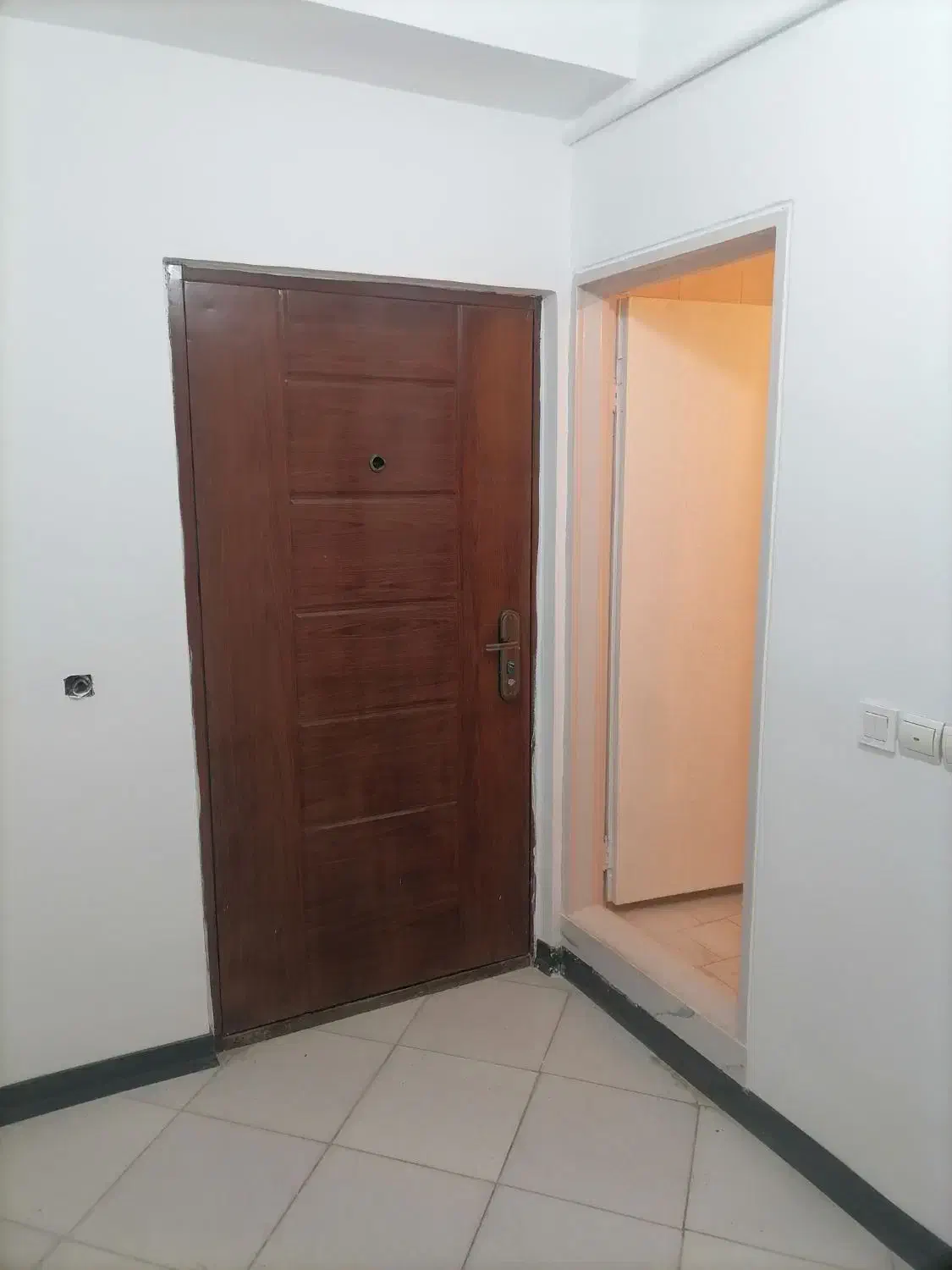 شهرک ابریشم کیانمهر پارکینگ دار|فروش آپارتمان|چهارباغ, |دیوار