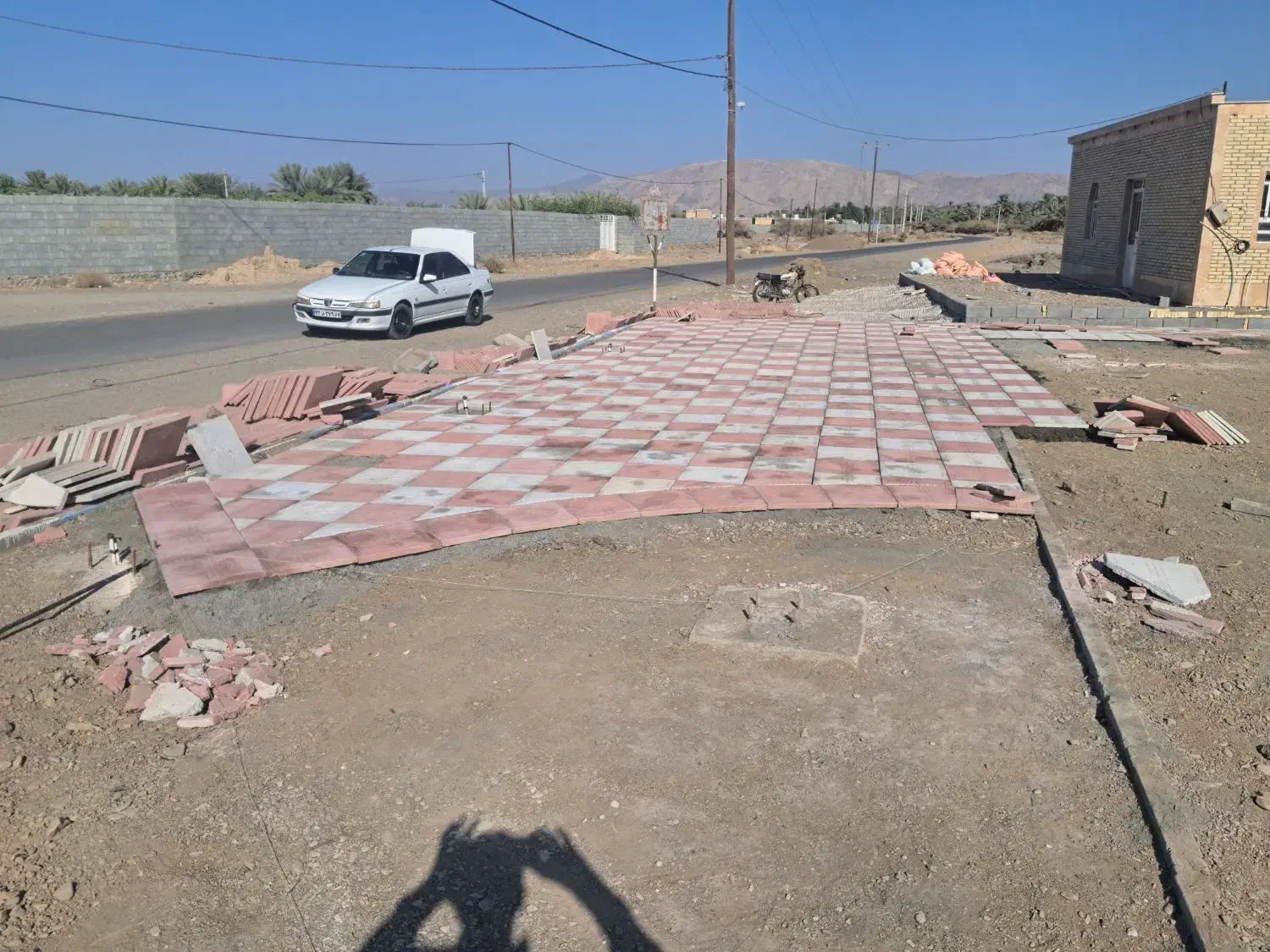 اوستا جدول کار و موزایک کار لازم دارم|استخدام معماری، عمران و ساختمانی|منوجان, |دیوار