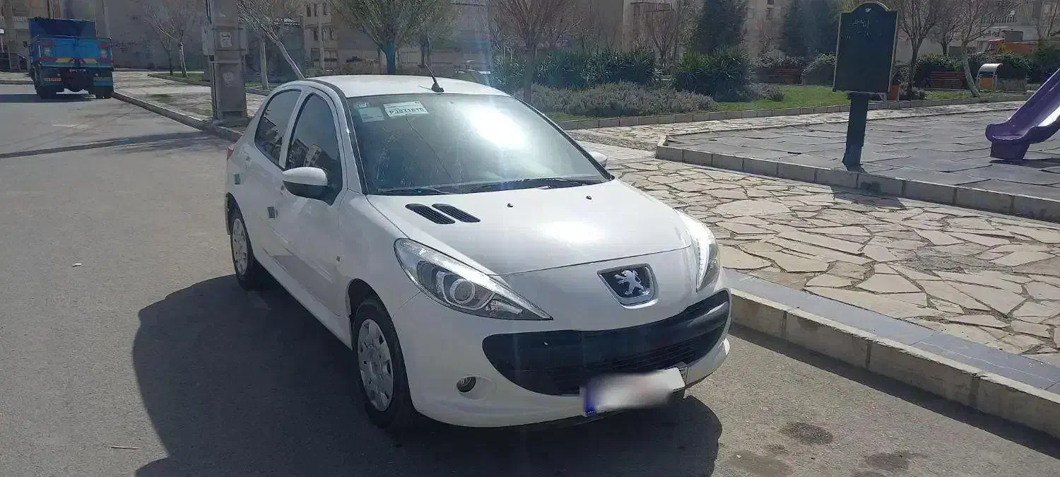 ۲۰۷ تیپ ۵ مدل ۱۴۰۲ داشبرد ۲۰۶|خودرو سواری و وانت|همدان, |دیوار