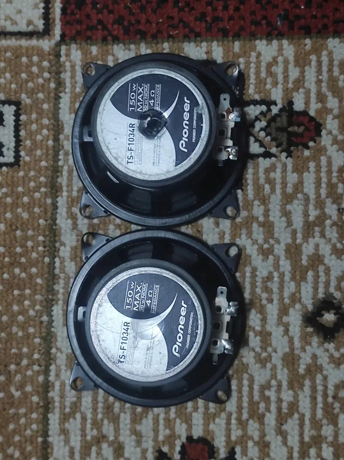 بلندگو|صوتی و تصویری|پرند, فاز ۵|دیوار