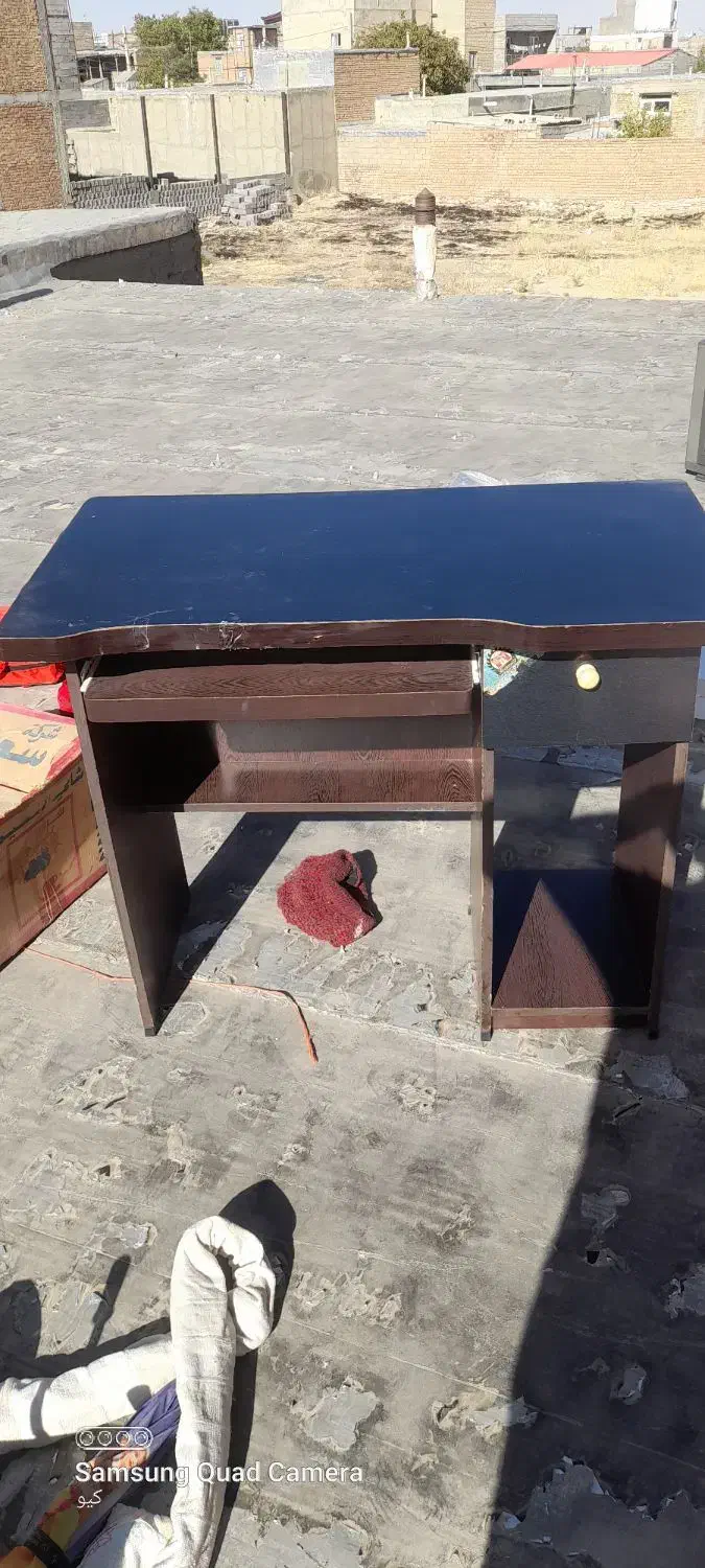 میز تحریر وفوتبال دستی|میز تحریر و کامپیوتر|قروه, |دیوار