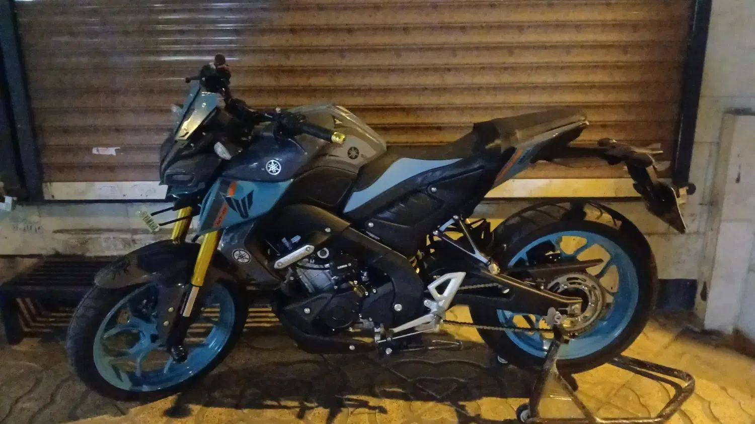 mt15 1402|موتورسیکلت|تهران, فردوس|دیوار