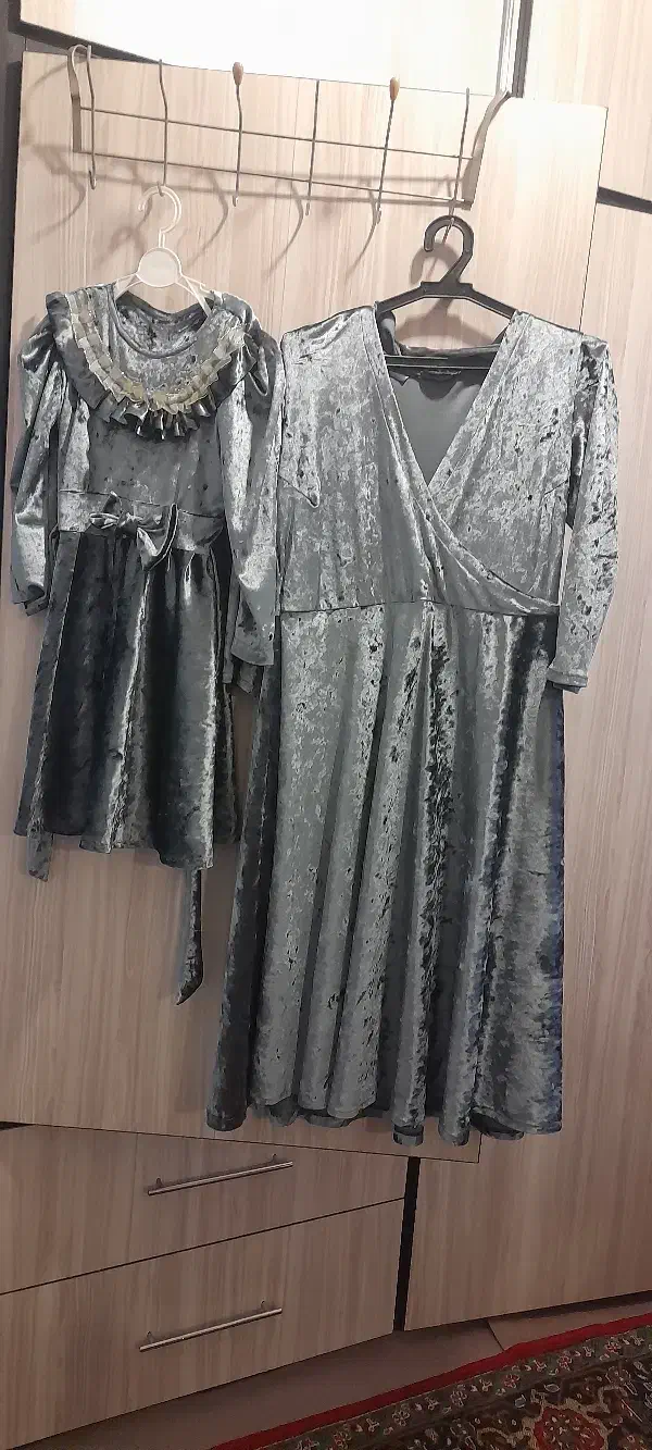 لباس مجلسی|لباس|سراب, |دیوار