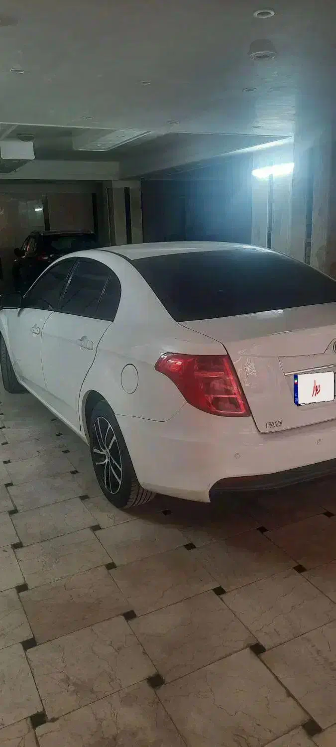 بسترن b50f|خودرو سواری و وانت|باقرشهر, |دیوار