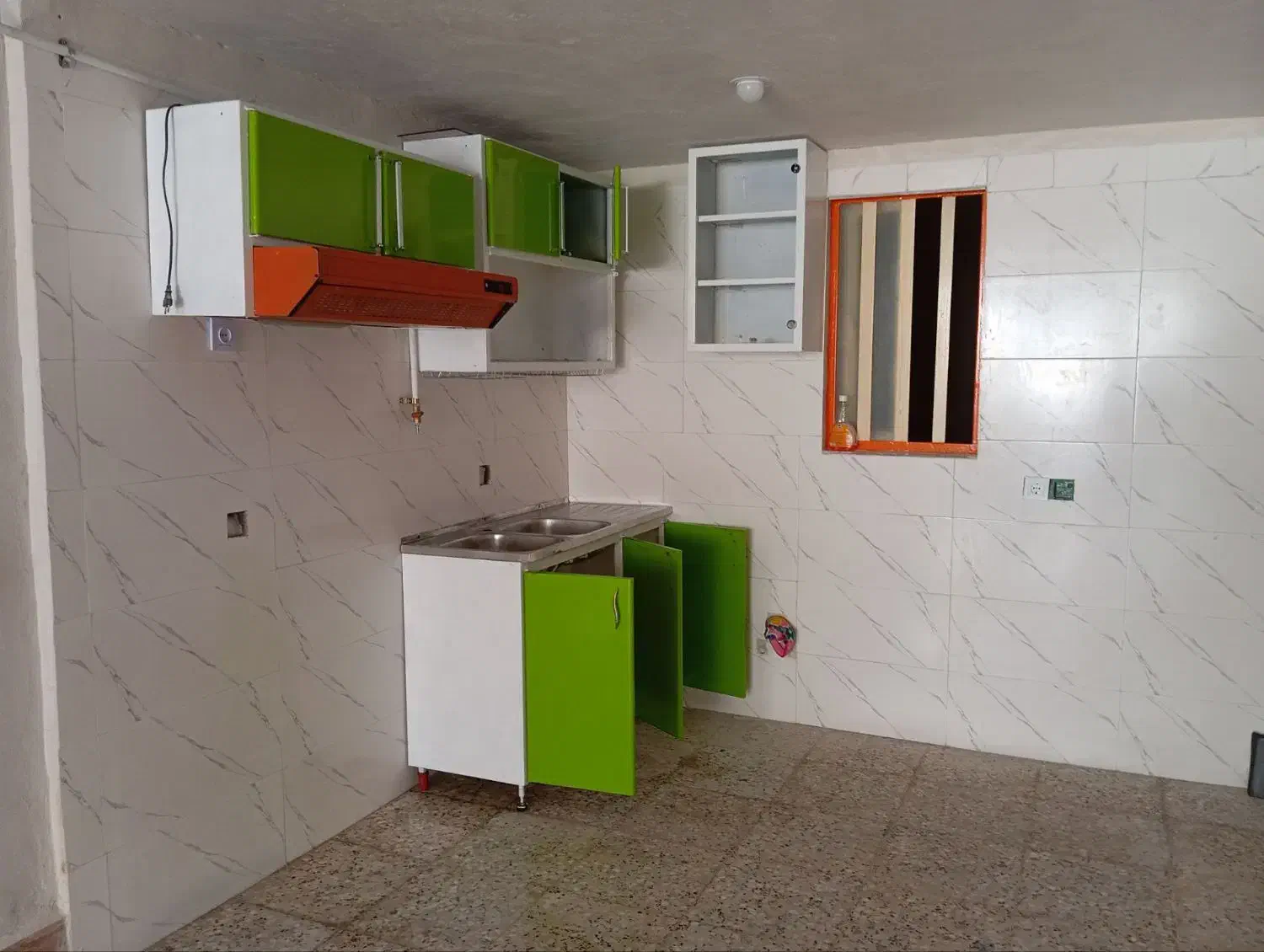 اجاره یک باب پارکینگ مسکونی(سوئیت) با امکانات|اجارهٔ آپارتمان|دهدشت, |دیوار