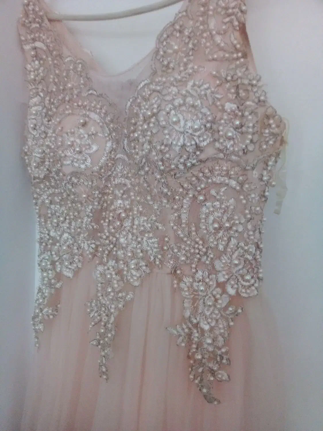 دن زیبا|لباس|خسروشاه, |دیوار