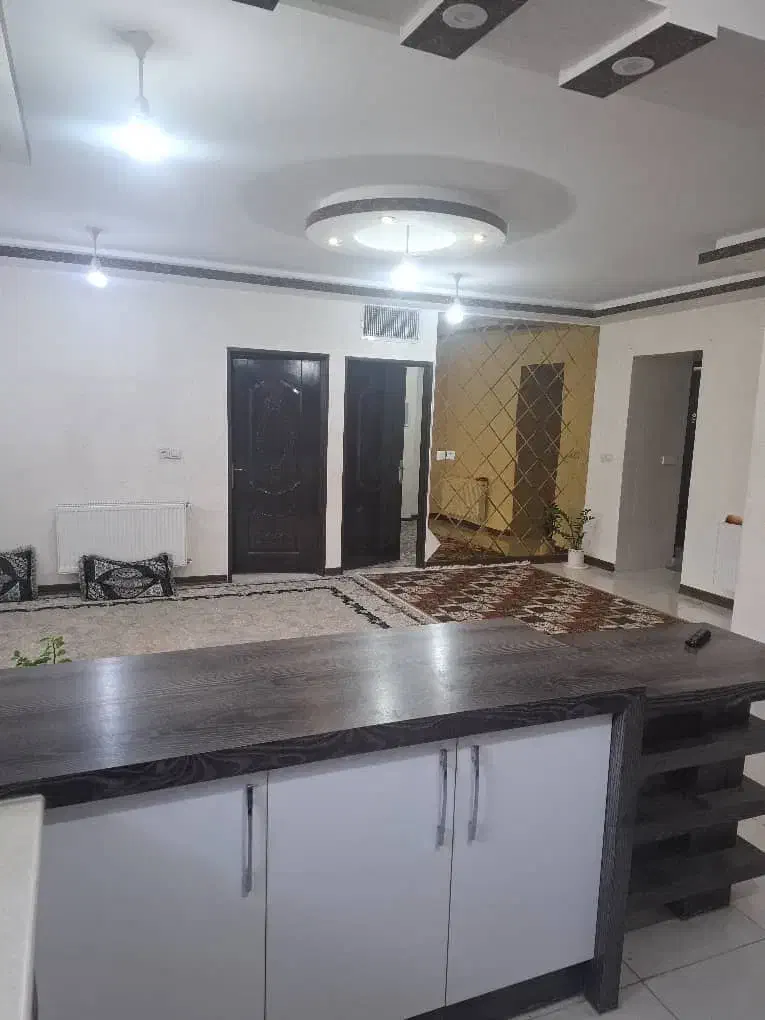 واحد 90 متری دارای 300 میلیون وام در شهرک سیمرغ|فروش آپارتمان|برخوار, |دیوار