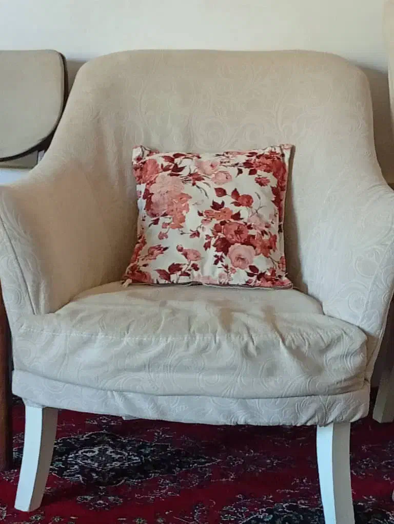 مبل ۷ نفره و میز|مبلمان خانگی و میز عسلی|بجنورد, |دیوار