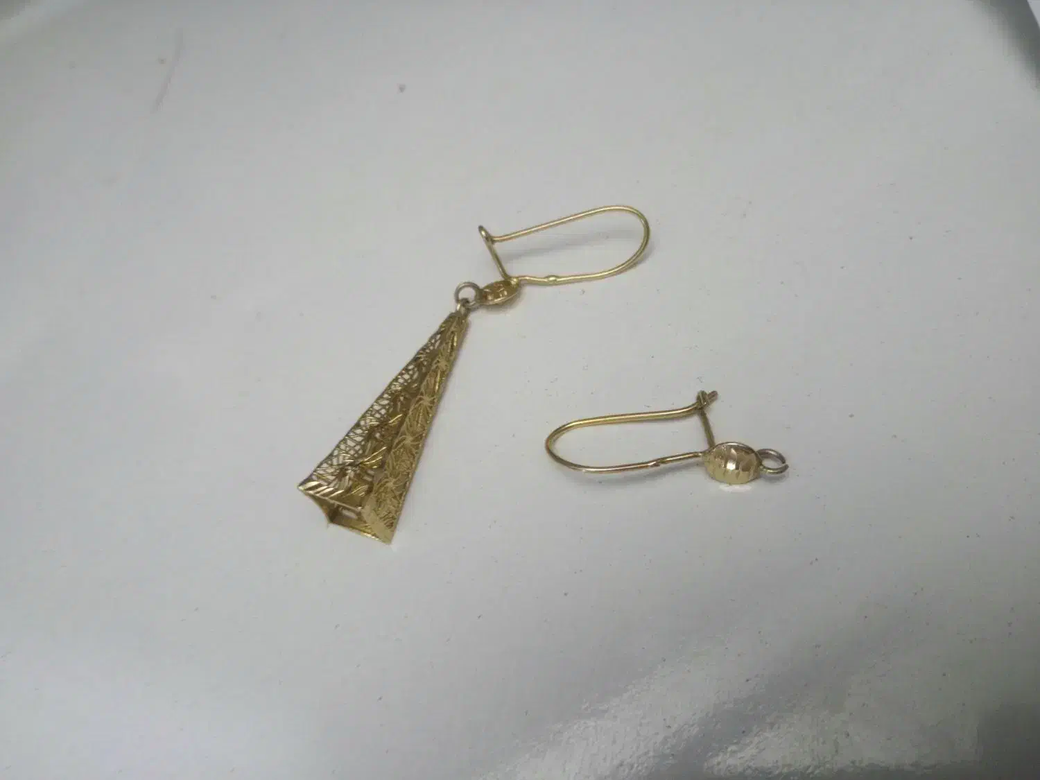 گمشده|جواهرات|نیشابور, گنبد سبز|دیوار