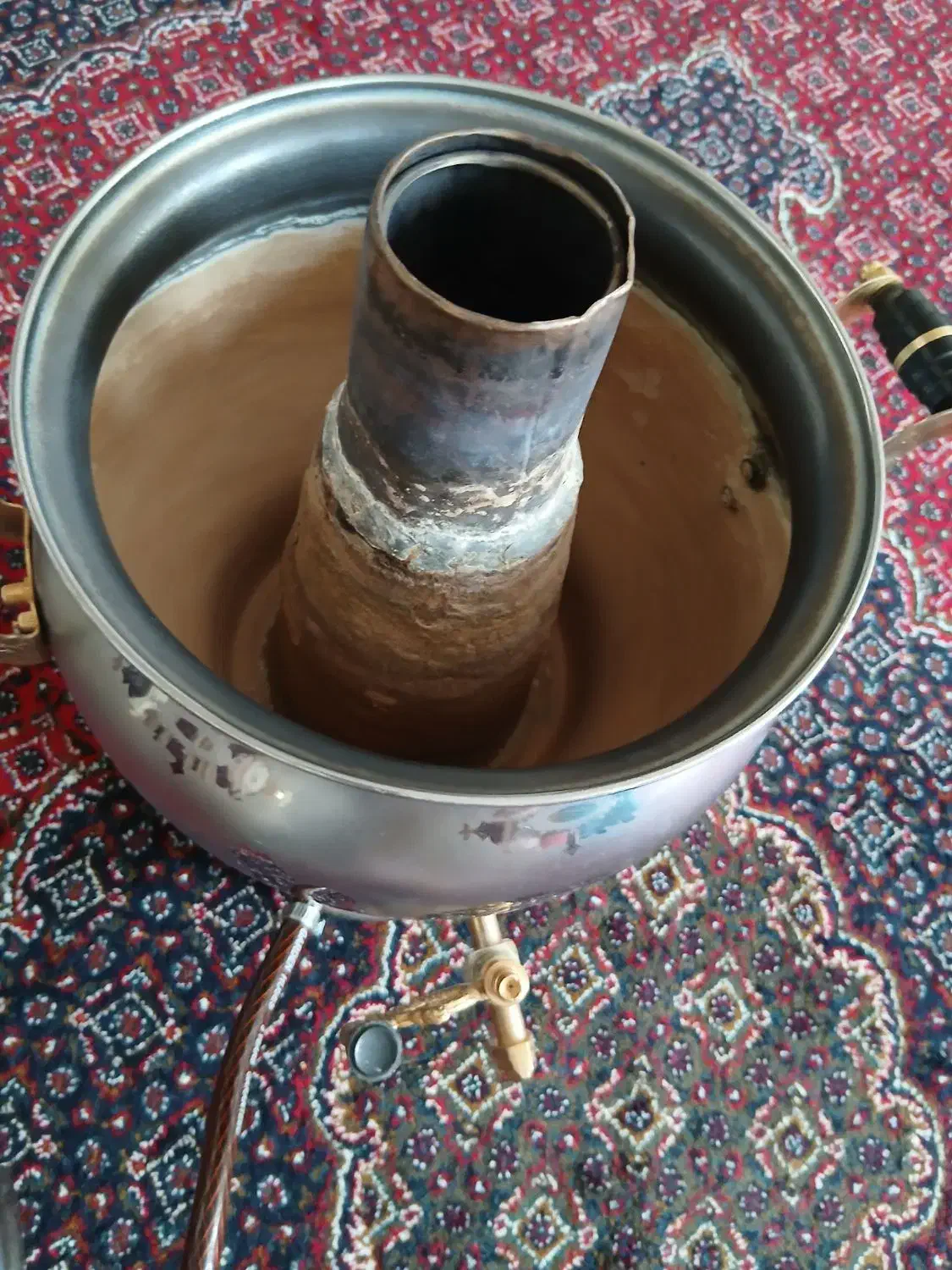 سماورگازی هشت لیتری کاملا سالم|سماور، چای‌ساز، قهوه‌ساز|کامیاران, |دیوار