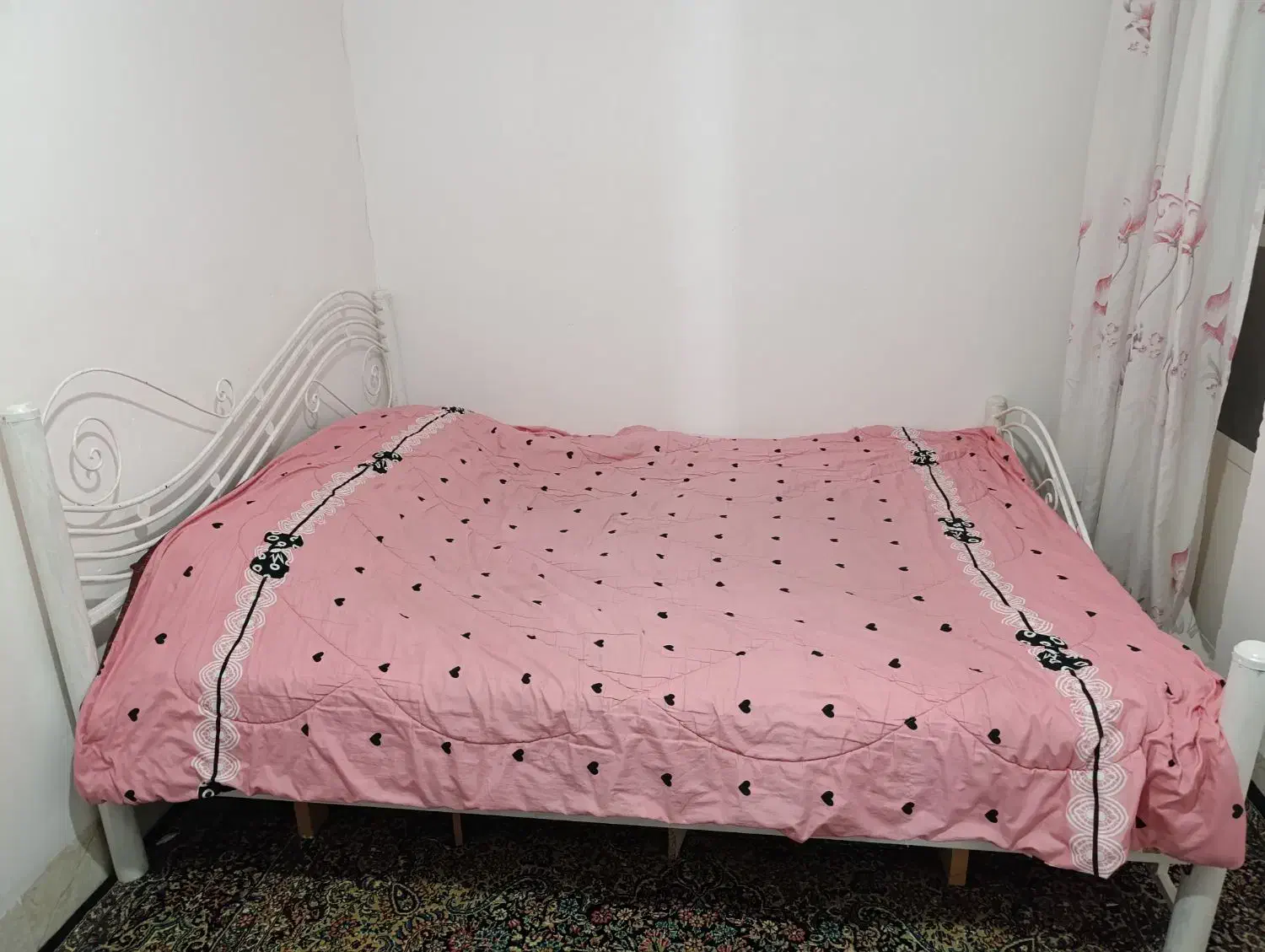 تخت فرفورژه+ تشک|تخت و سرویس خواب|کرمان, |دیوار