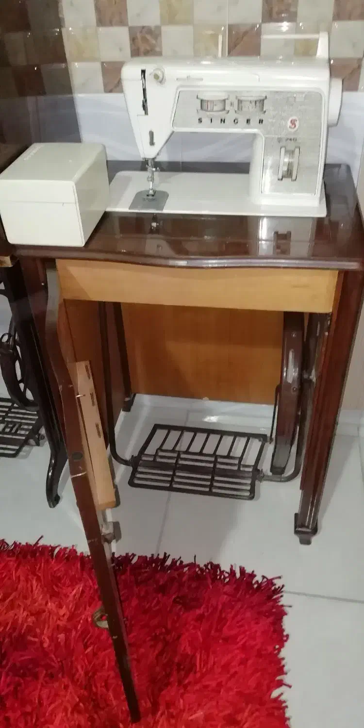 چرخ خیاطی وگل دوزی سینگر|چرخ خیاطی و ریسندگی|شیراز, بازار|دیوار