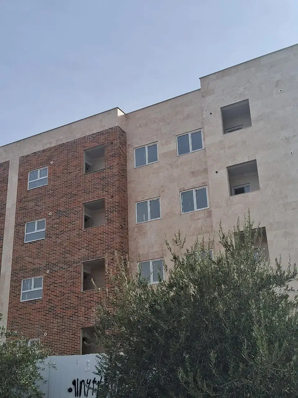 برای خریدار نقدی (قیمت وسوسهکننده)|فروش آپارتمان|پرند, فاز ۳|دیوار