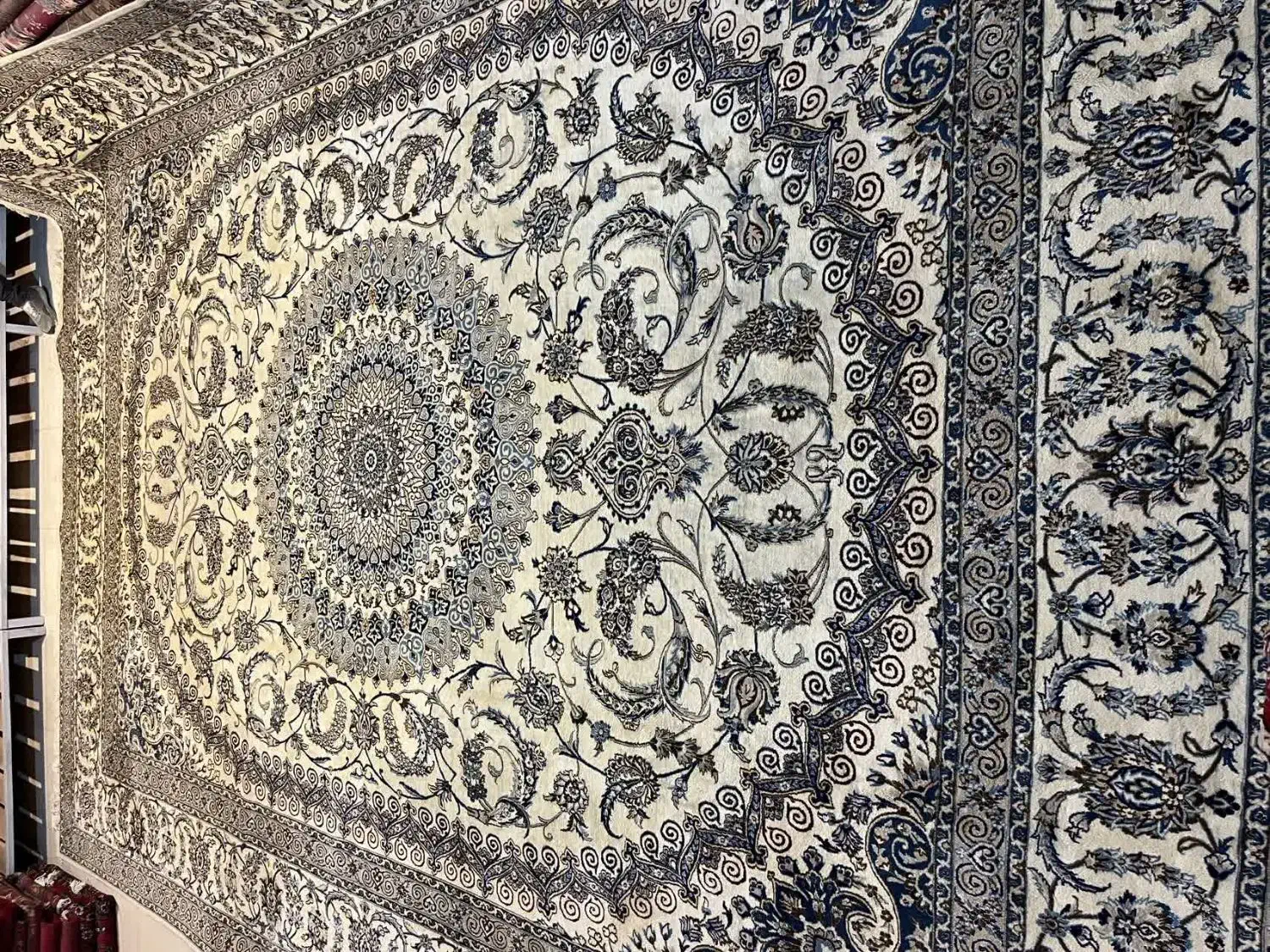 نقشه نایین  به ابعاد 520*400|فرش|ورامین, ورامین|دیوار