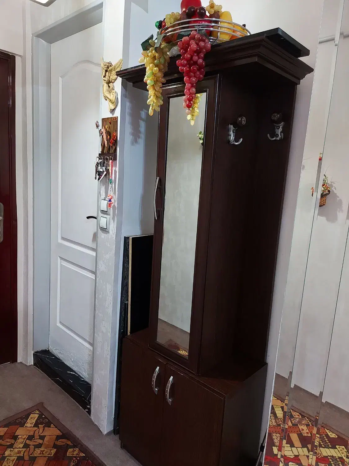 جاکفشی|جاکفشی، کمد، دراور|زنجان, |دیوار