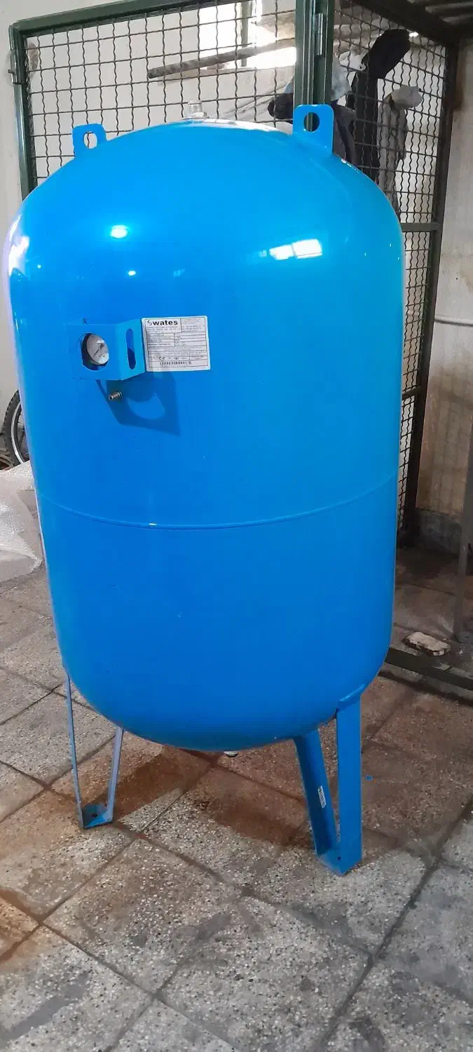 فروش منبع انبساط اب ۵۰۰لیتری کارکرده تمیز|آبگرمکن، پکیج، شوفاژ|تهران, امیریه|دیوار