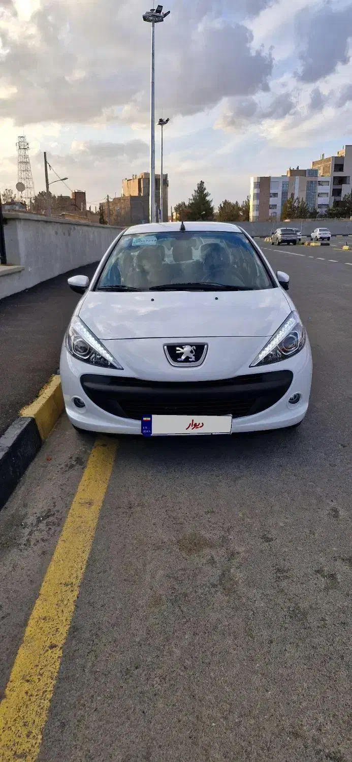 207tu5مدل 1403کم کار فوری|خودرو سواری و وانت|بیرجند, |دیوار