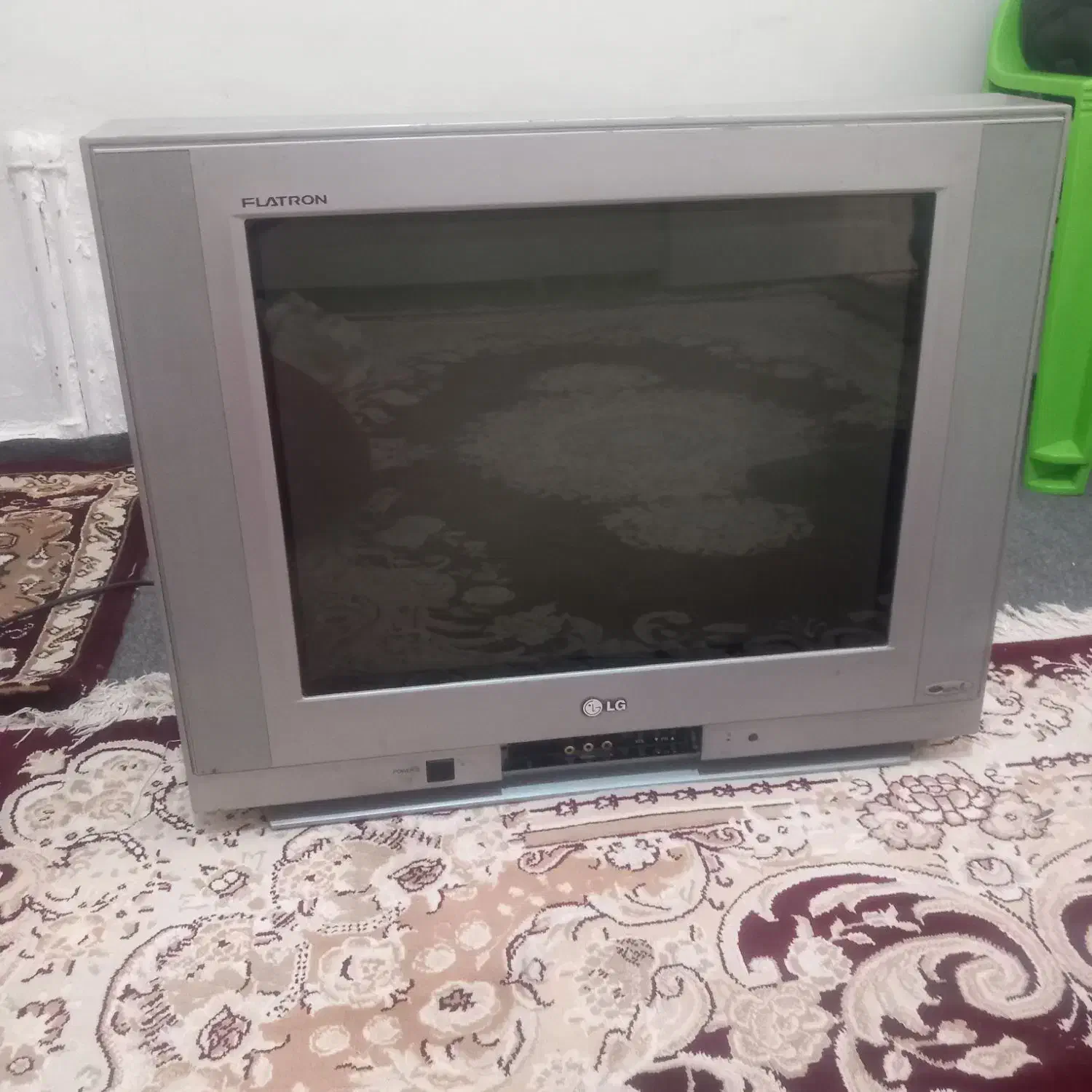 تلویزیون ۲۱اینچ|تلویزیون و پروژکتور|مشکین‌دشت, |دیوار