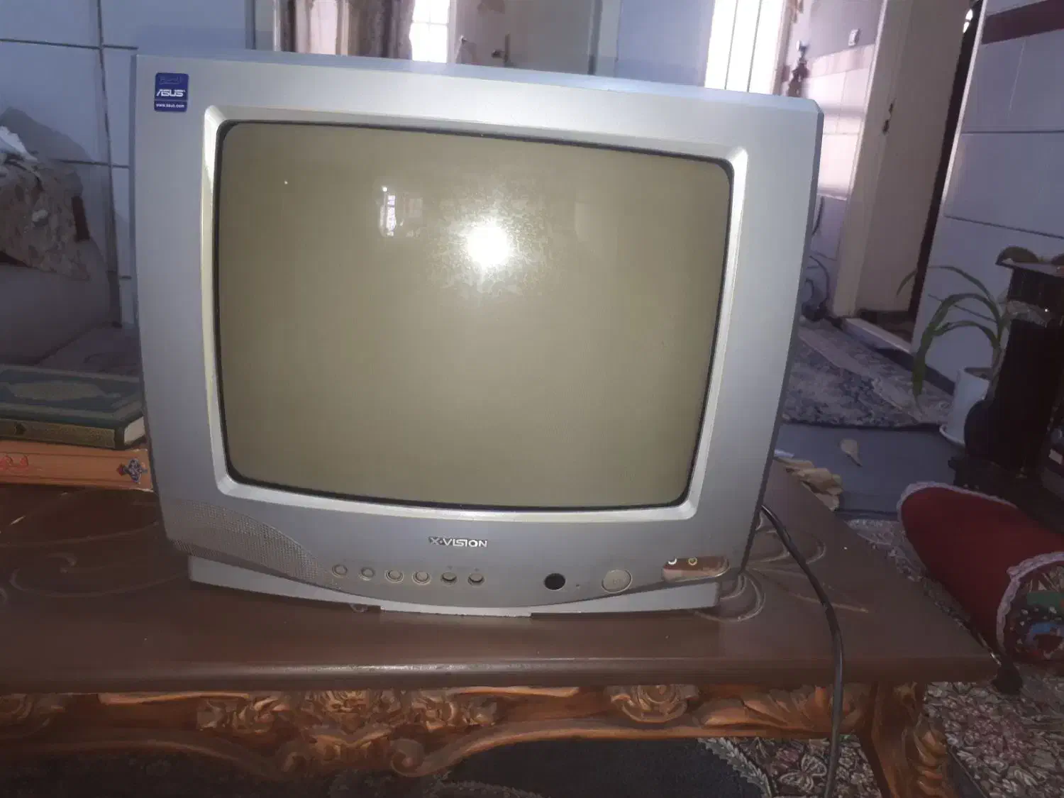 تلویزیون ۱۴ اینچ رنگی ایکس ویژن|تلویزیون و پروژکتور|کرمان, |دیوار