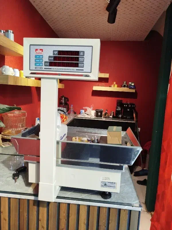 ترازو ۱۴ هزار پرو ۷۰ کیلو|فروشگاه و مغازه|کهریزک, |دیوار